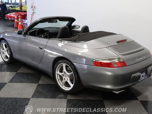 Used 2002 Porsche 911 Carrera 4 image 7