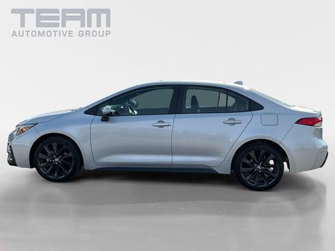 Used 2024 Toyota Corolla SE image 4