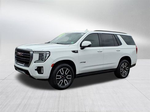 Used 2022 GMC Yukon AT4 w/ Technology Package image 8