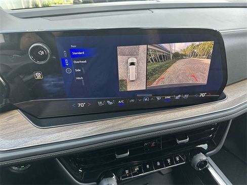 New 2026 Chevrolet Suburban High Country image 18