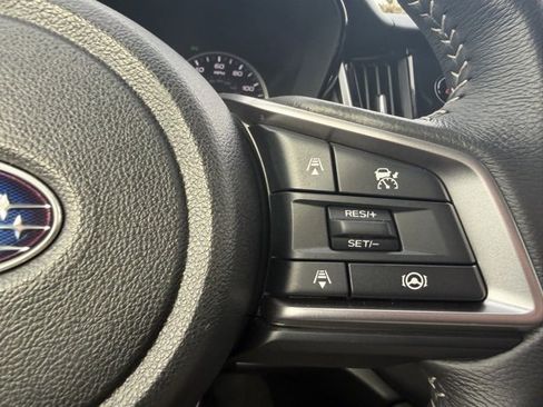 Used 2025 Subaru Outback Premium image 27