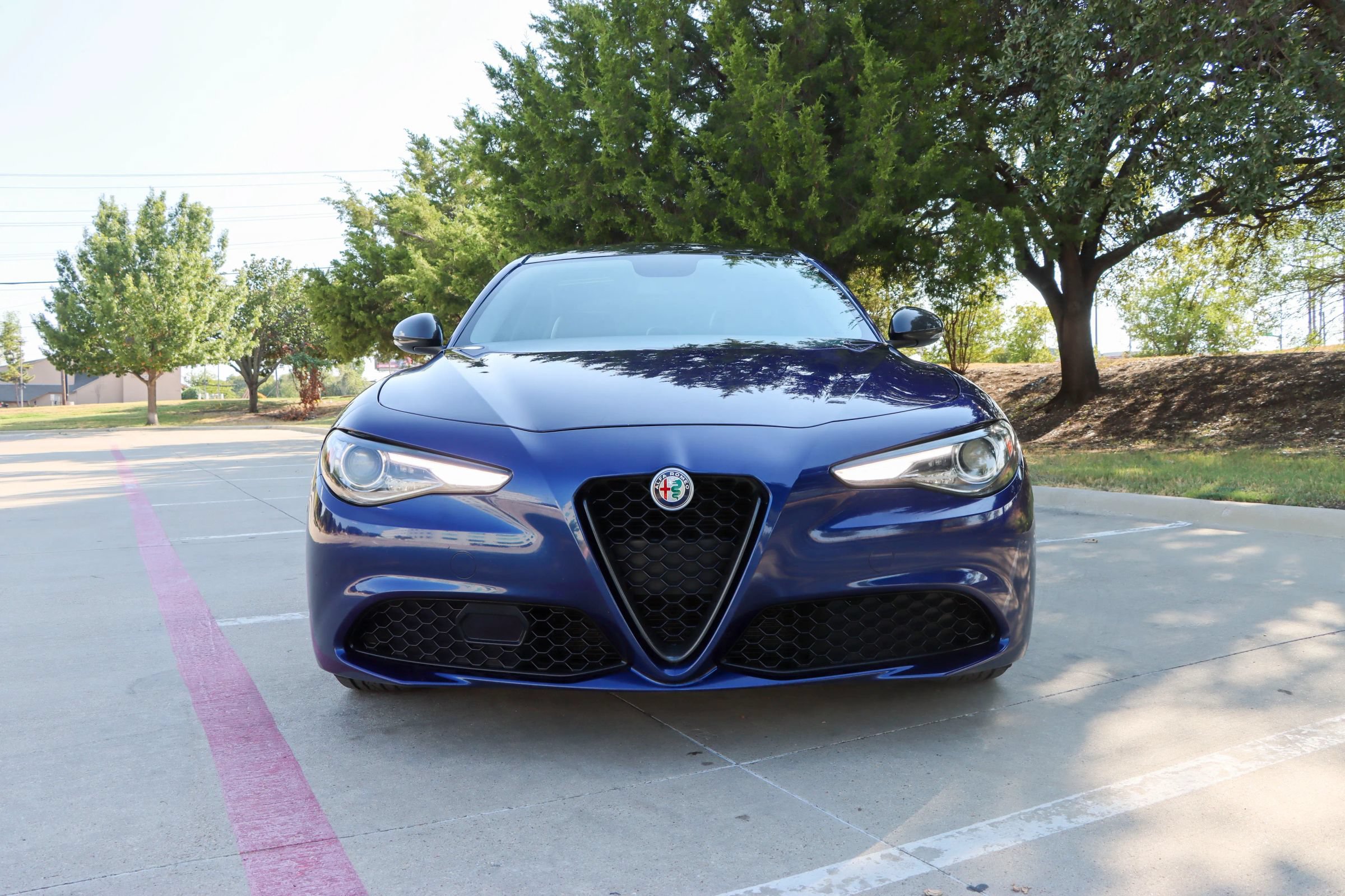 Used 2019 Alfa Romeo Giulia w/ Nero Edizione RWD image 2