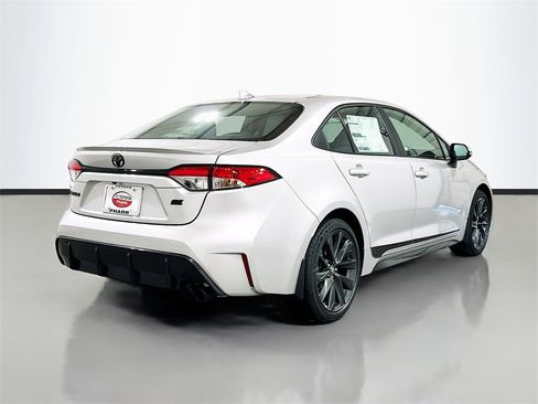 New 2025 Toyota Corolla SE image 4