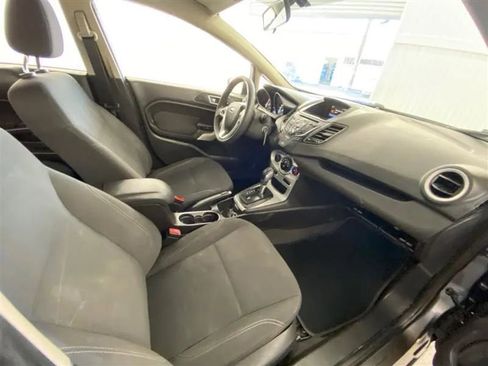 Used 2019 Ford Fiesta SE image 13