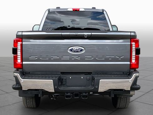Used 2026 Ford F250 Lariat AWD/4WD image 5