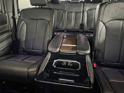 Certified 2024 Jeep Grand Wagoneer L Base image 23