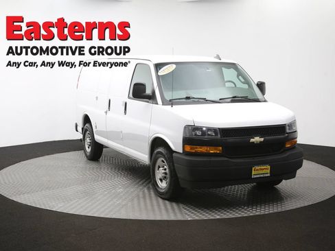 Used 2021 Chevrolet Express 2500 w/ Driver Convenience Package RWD image 48