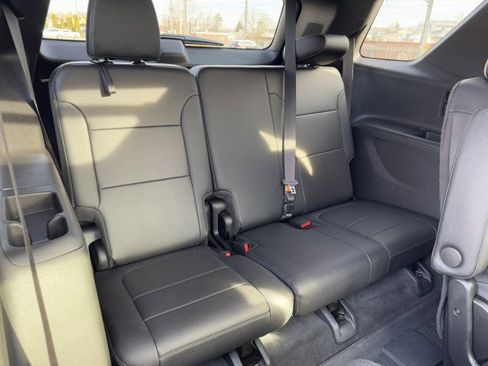 Certified 2022 Chevrolet Traverse Premier w/ LPO, Floor Liner Package image 20