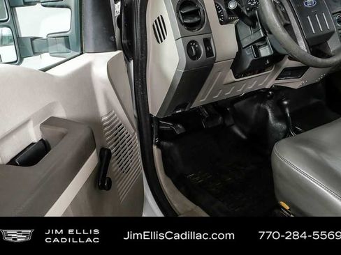 Used 2010 Ford F350 XL image 7