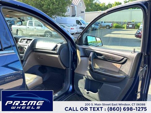 Used 2016 GMC Acadia SLT AWD/4WD image 16