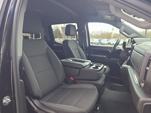 Used 2025 Chevrolet Silverado 1500 LT image 30