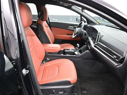 Certified 2025 Kia Sportage SX image 25