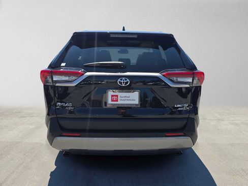 Used 2025 Toyota RAV4 Limited AWD/4WD image 4