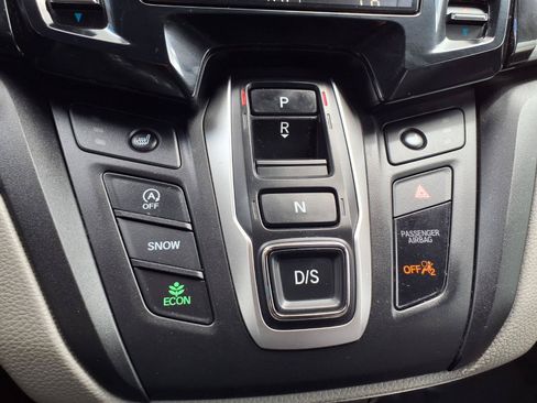 Used 2024 Honda Odyssey EX image 12