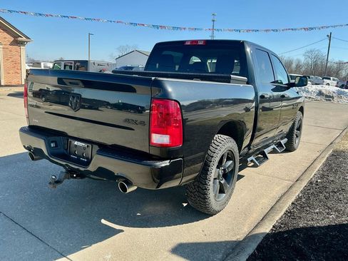 Used 2016 RAM 1500 Express w/ Black Ram 1500 Express Group image 5