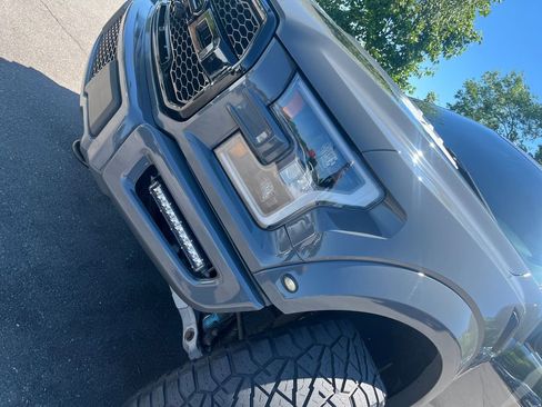 Used 2018 Ford F150 Raptor w/ Equipment Group 802A Luxury AWD/4WD image 34