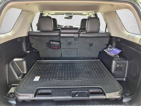 Used 2022 Toyota 4Runner Limited AWD/4WD image 6