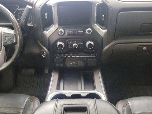 Used 2020 GMC Sierra 3500 Denali w/ Denali Ultimate Package AWD/4WD image 24