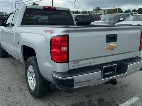 Used 2018 Chevrolet Silverado 1500 LT w/ Trailering Package AWD/4WD image 5