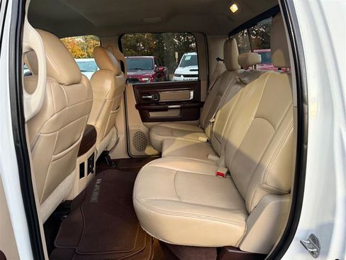 Used 2013 RAM 1500 Laramie w/ Convenience Group image 24