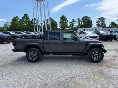 New 2026 Jeep Gladiator Rubicon w/ Steel Power Dome Hood Package