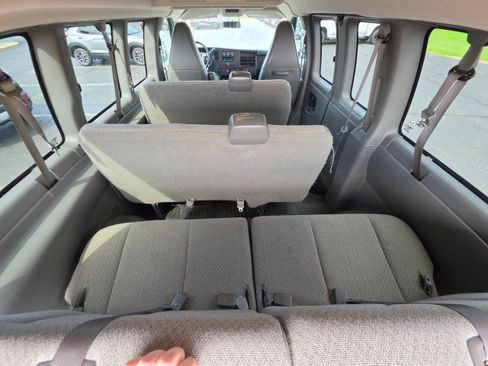 Used 2017 Chevrolet Express 2500 LS image 19