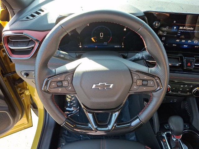 Used 2024 Chevrolet TrailBlazer RS w/ Driver Confidence Package FWD image 18