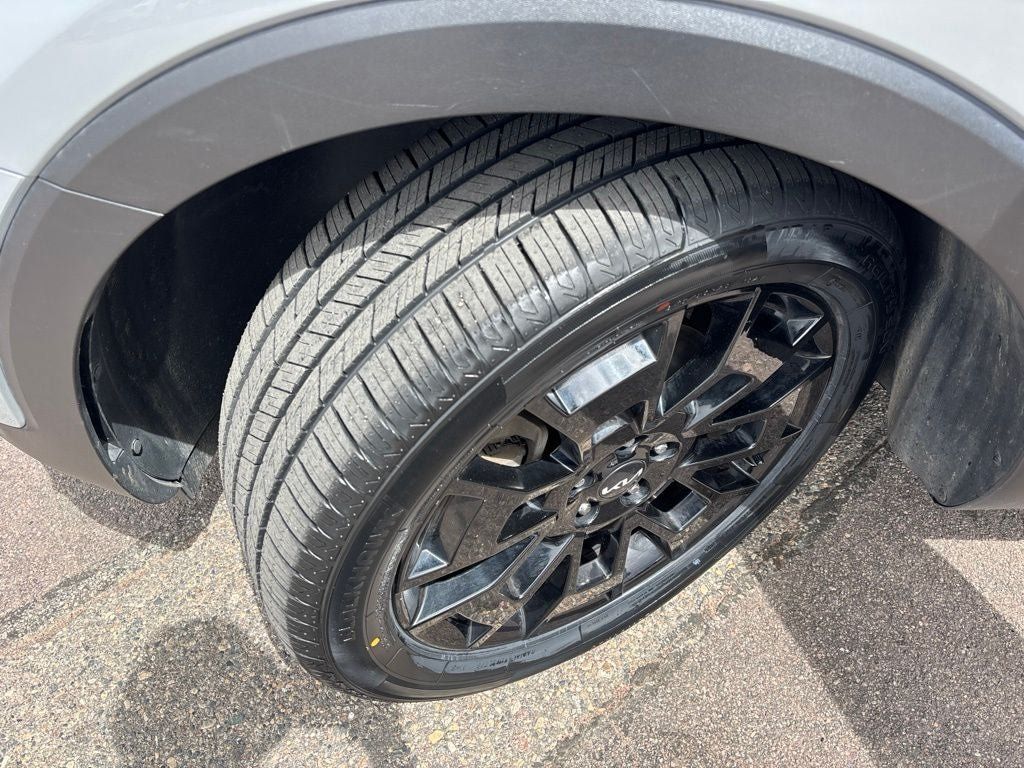 Used 2022 Kia Telluride SX w/ SX Prestige Package AWD/4WD image 10