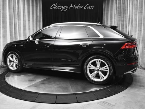 Used 2022 Audi Q8 Prestige w/ Prestige Package image 3