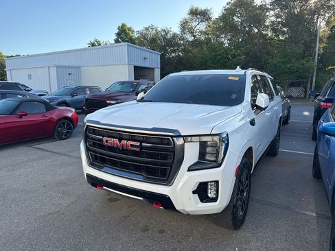 Used 2023 GMC Yukon XL AT4 w/ AT4 Premium Package image 1
