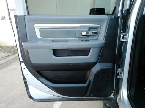 Used 2016 RAM 1500 Big Horn AWD/4WD image 16