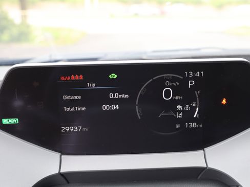 Used 2025 Toyota Prius AWD image 25