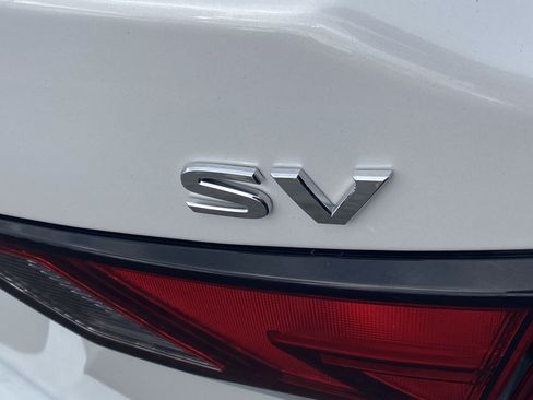 Used 2024 Nissan Sentra SV image 5