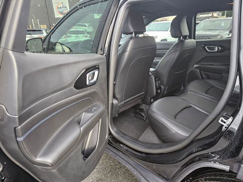 New 2026 Jeep Compass Latitude image 15