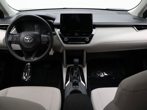 Certified 2024 Toyota Corolla Cross L image 24