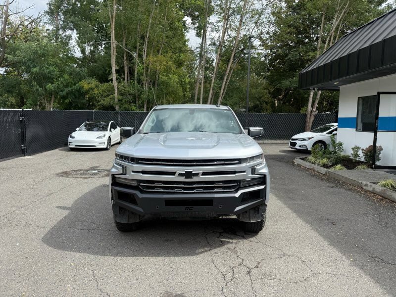 Used 2020 Chevrolet Silverado 1500 LT w/ Trailering Package AWD/4WD image 2