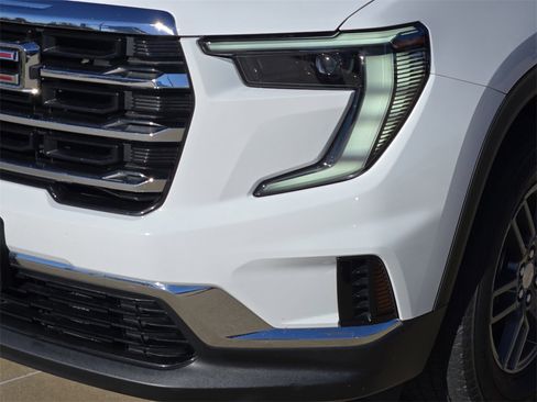 Used 2025 GMC Acadia Elevation image 31