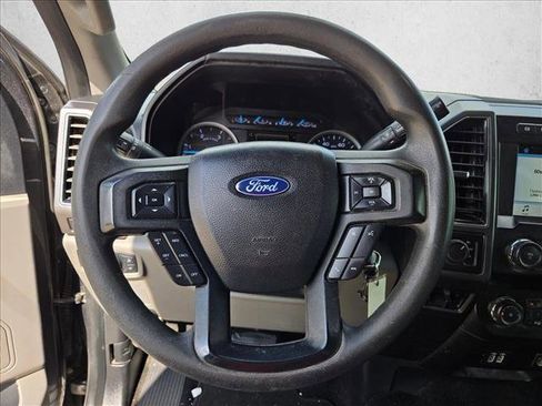 Used 2019 Ford F250 XLT w/ XLT Premium Package image 14