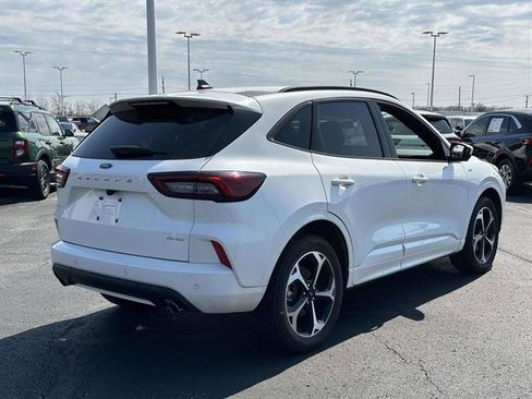 Used 2024 Ford Escape ST-Line Select w/ Tech Pack #2 AWD/4WD image 4