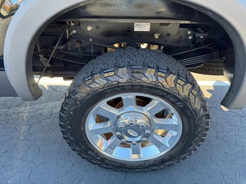 Used 2009 Ford F350 Harley-Davidson image 12