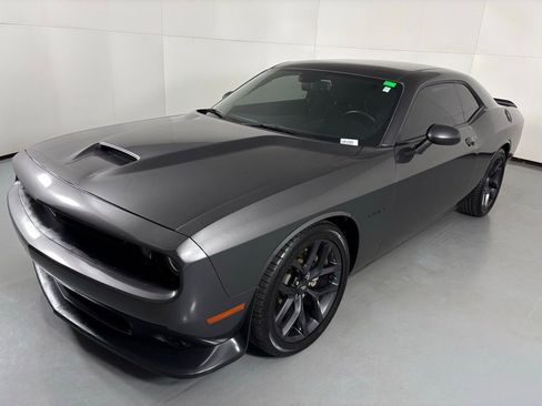 Used 2021 Dodge Challenger R/T w/ Blacktop Package image 5