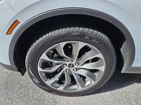 Used 2025 Lincoln Aviator Reserve image 21