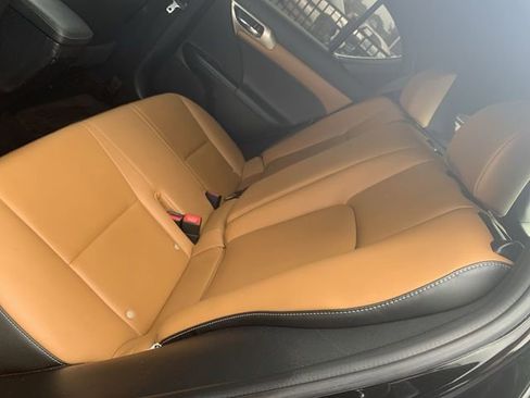 Used 2014 Lexus CT 200h w/ F Sport w/Nuluxe Interior FWD image 10