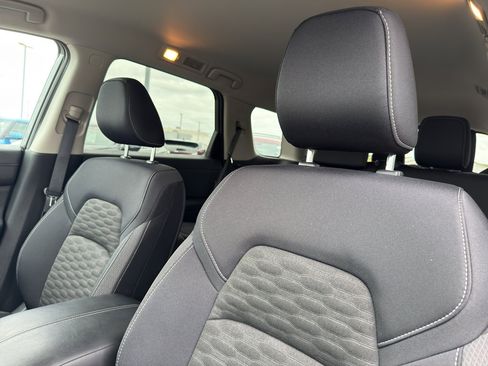 Certified 2024 Nissan Pathfinder SV image 27