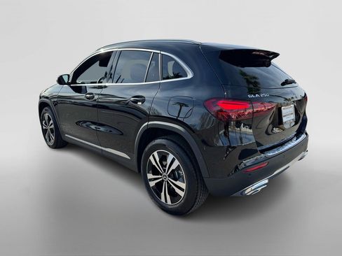 Certified 2026 Mercedes-Benz GLA 250 image 2