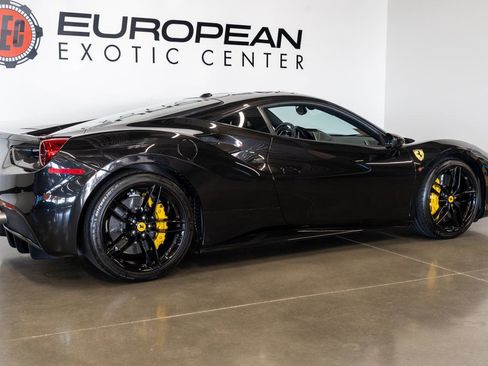 Used 2017 Ferrari 488 GTB image 33