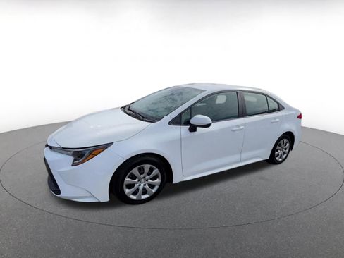 Used 2023 Toyota Corolla LE image 8