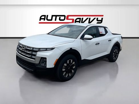 Used 2025 Hyundai Santa Cruz SE FWD image 5