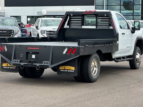Used 2026 GMC Sierra 3500 Pro w/ Convenience Package AWD/4WD image 4