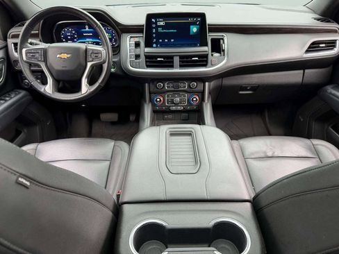 Used 2022 Chevrolet Tahoe LT w/ Luxury Package image 4